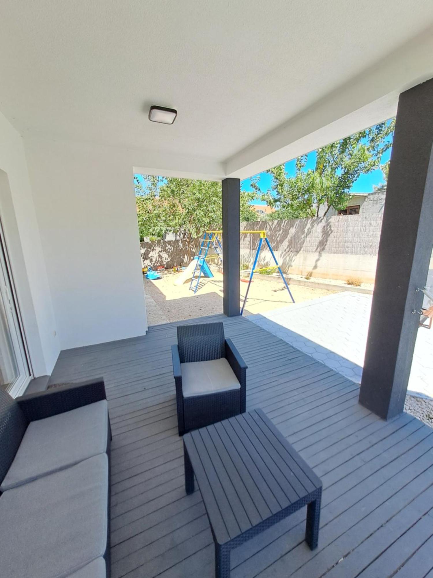 Holiday House Meri Pakoštane Eksteriør billede